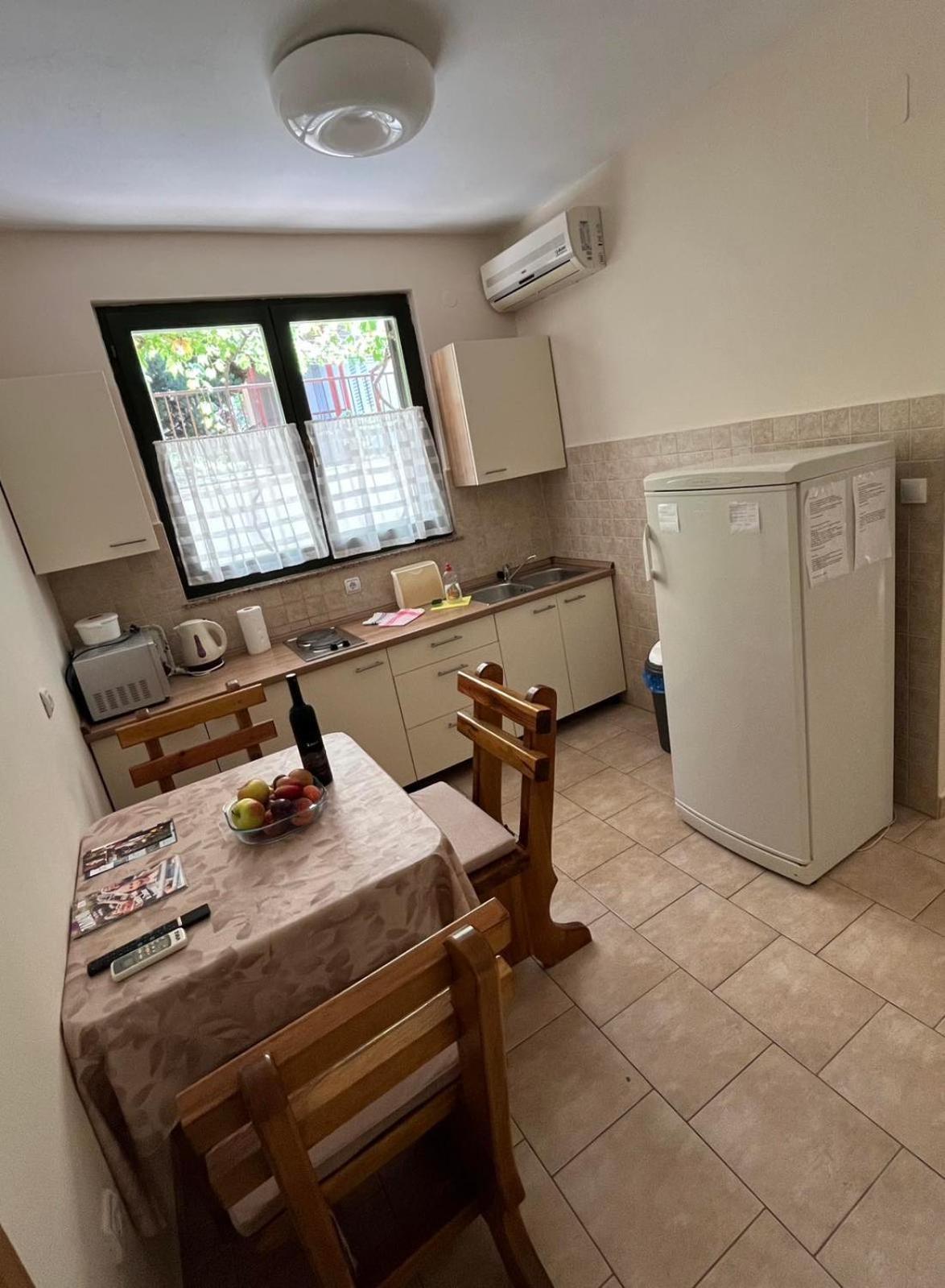 Apartment Lavanda Стариград-Пакленица Екстериор снимка
